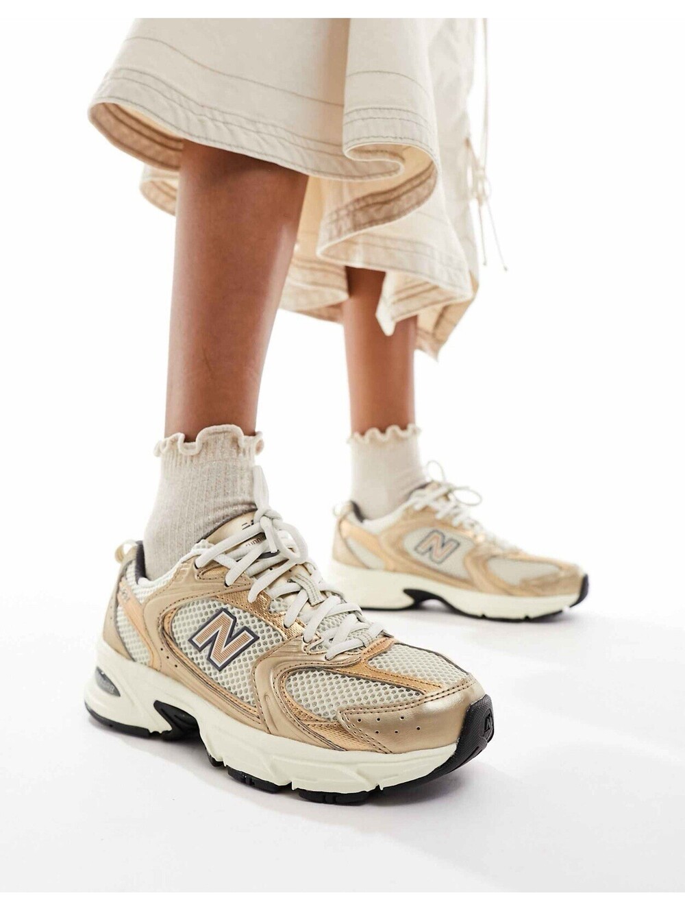 New Balance 530 Metallic Bronze Sneakers No Box